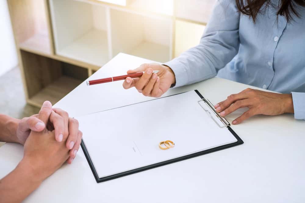 You Expect During the Encino Divorce Process